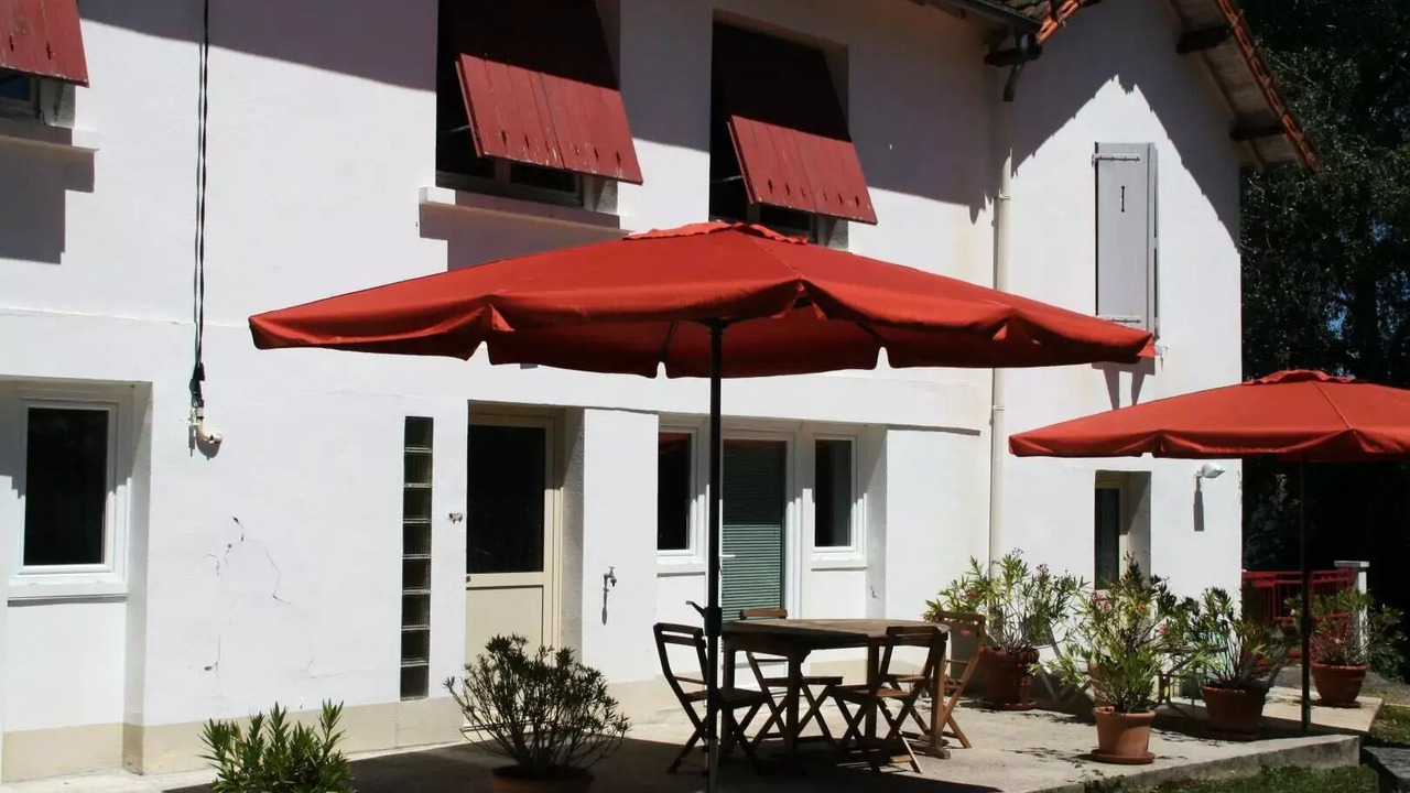 Photo of Outdoor in Naves