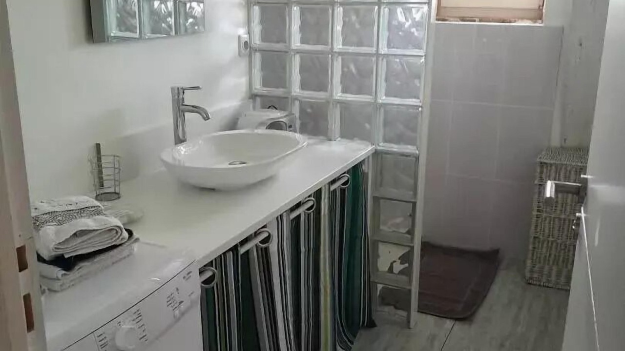 Photo of Bathroom in Condat-sur-Ganaveix