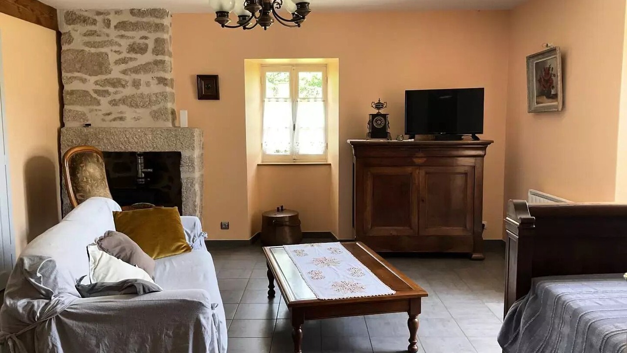 Photo of Livingroom in Chaumeil