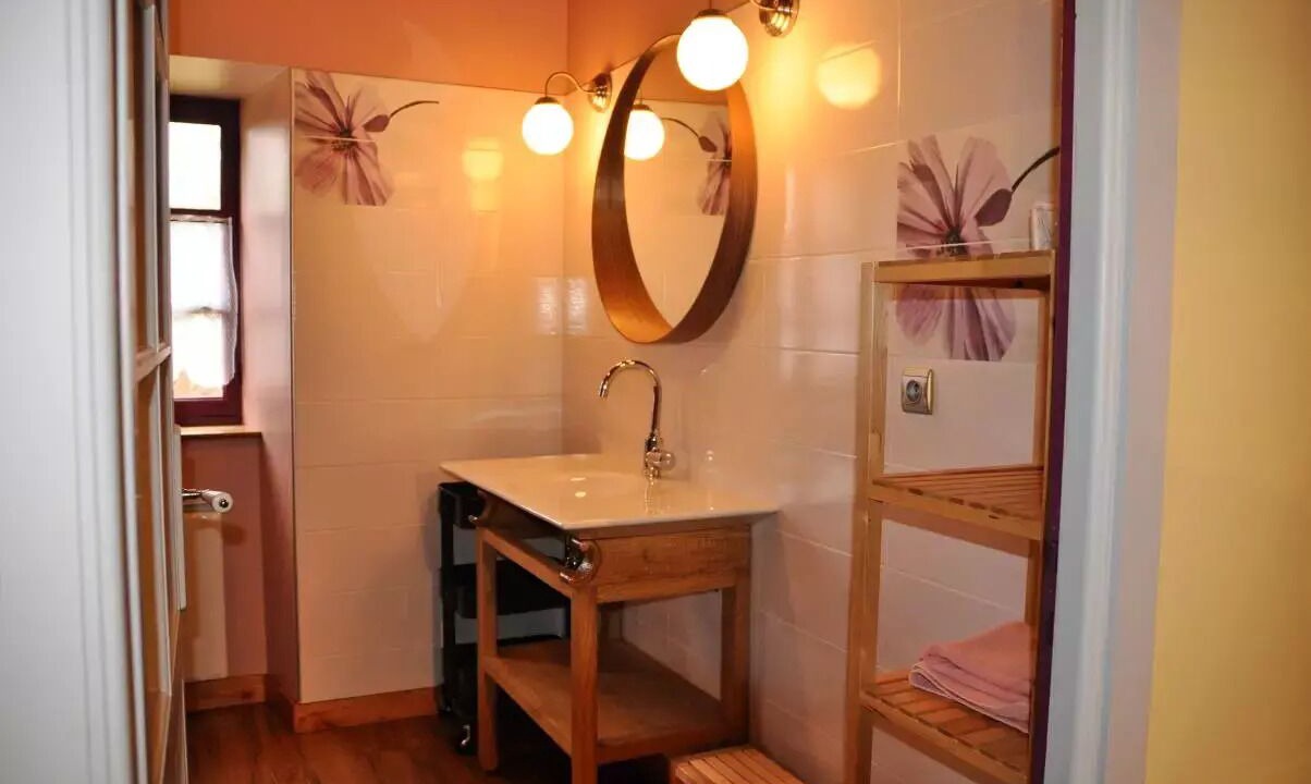 Photo of Bathroom in Chaumeil