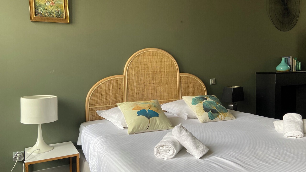 Photo of Bedroom in Bordeaux City Centre