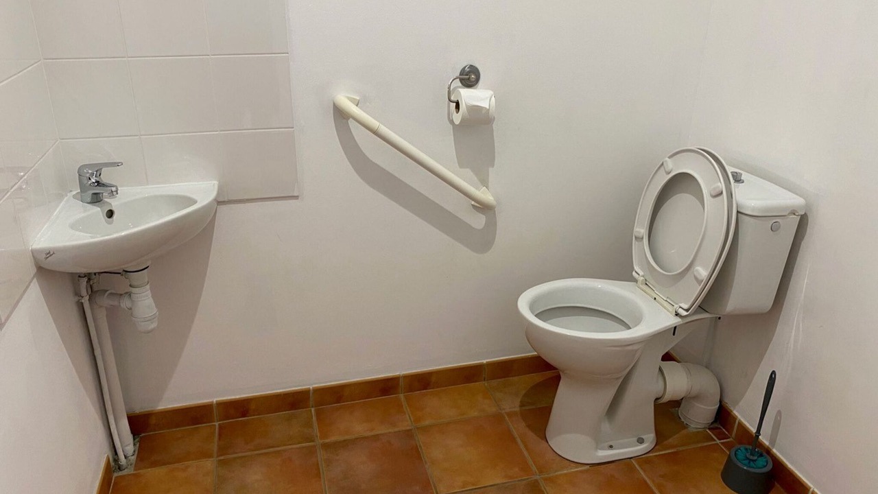 Photo of Bathroom in Chalais
