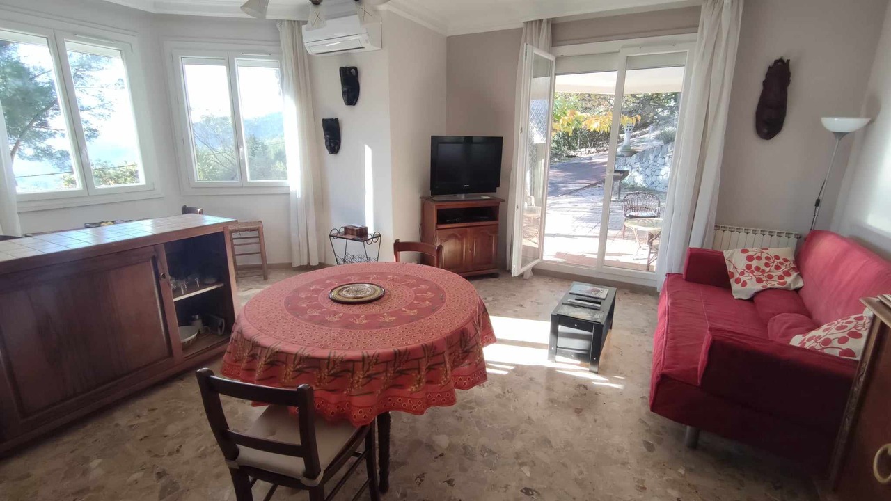 Photo of Livingroom in Le Revest-les-Eaux