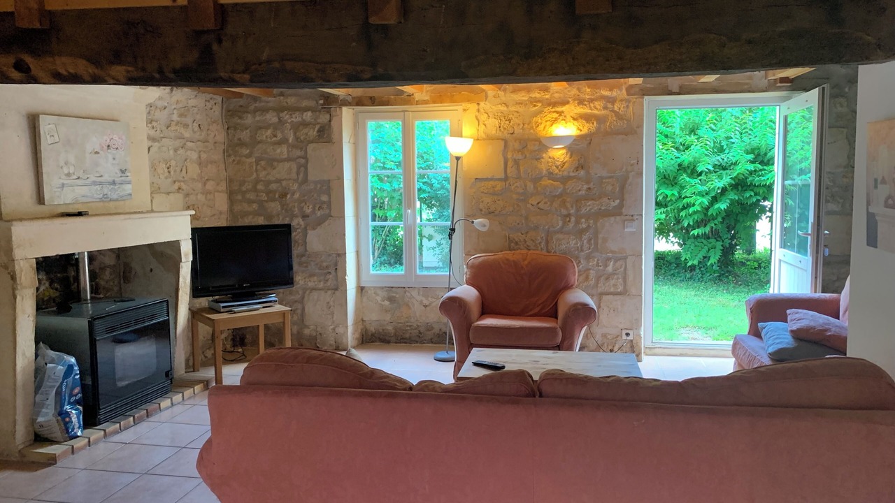 Photo of Livingroom in Saint-Simon-de-Pellouaille