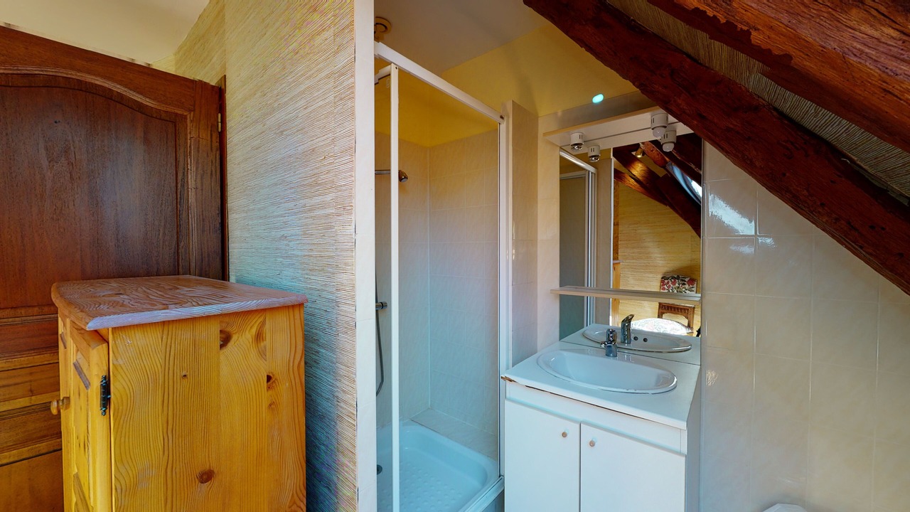 Photo of Bathroom in Mauzens-et-Miremont
