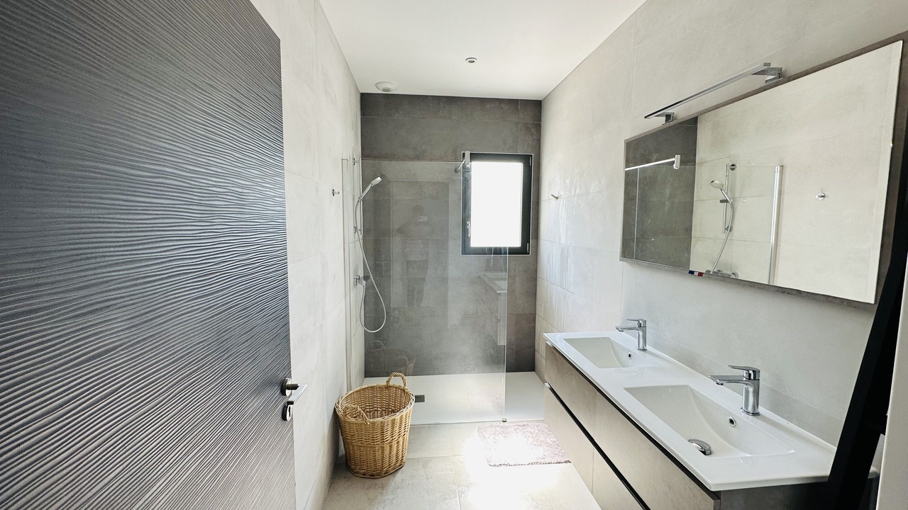 Photo of Bathroom in Thaire
