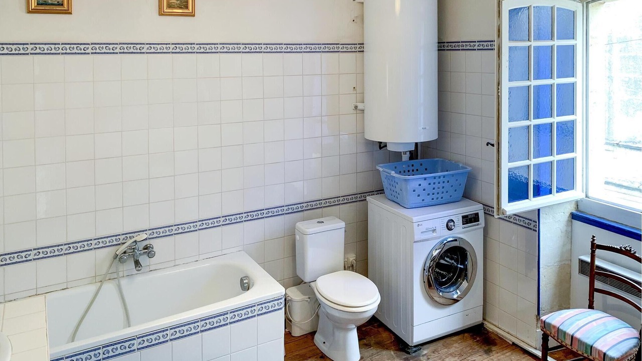 Photo of Bathroom in Saint-Christoly-Medoc
