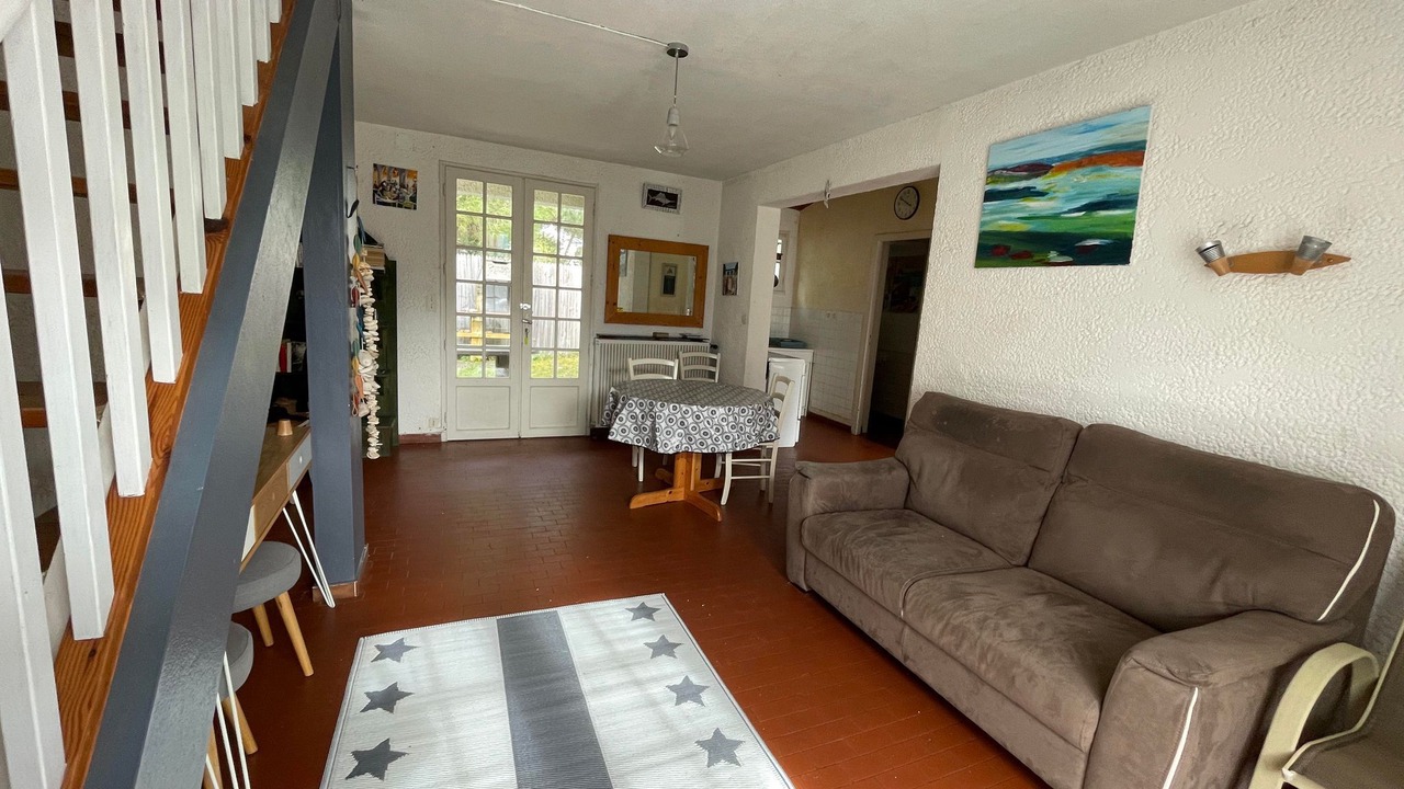 Photo of Livingroom in Cheray