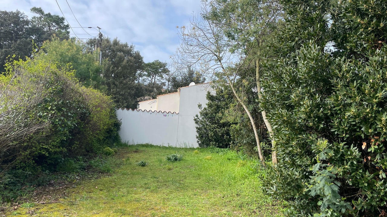 Photo of Outdoor in Cheray