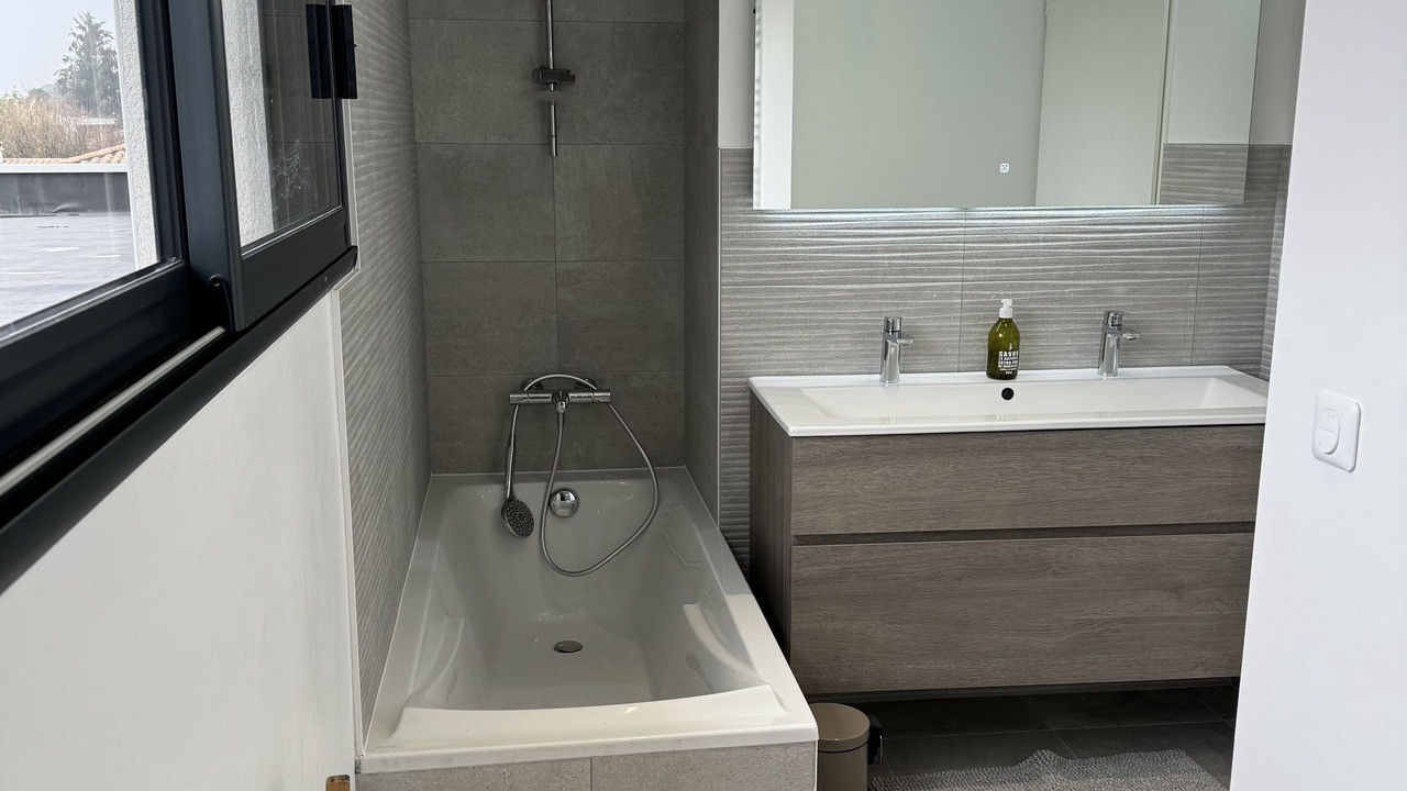 Photo of Bathroom in Eysines