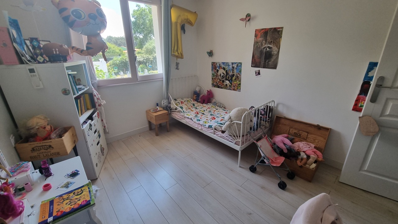 Photo of Bedroom in Messanges