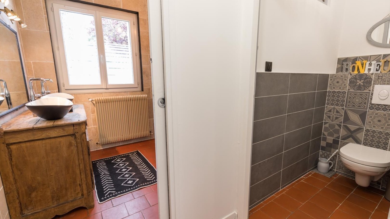 Photo of Bathroom in Pissos