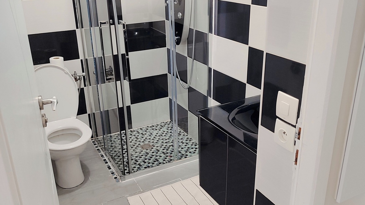 Photo of Bathroom in Cenon