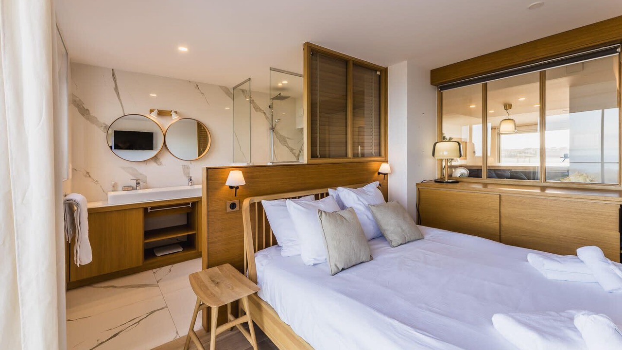 Photo of Bedroom in Behobie