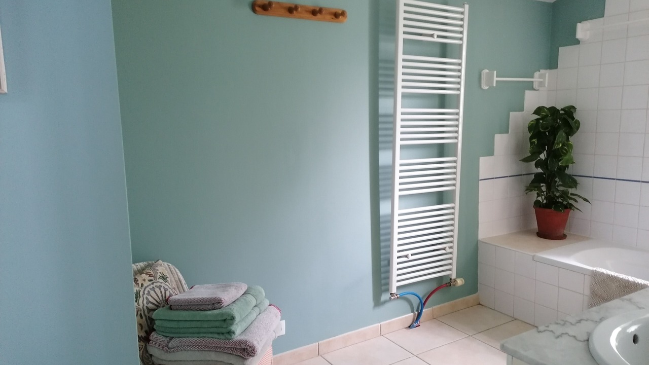 Photo of Bathroom in Saint-Ciers-sur-Bonnieure