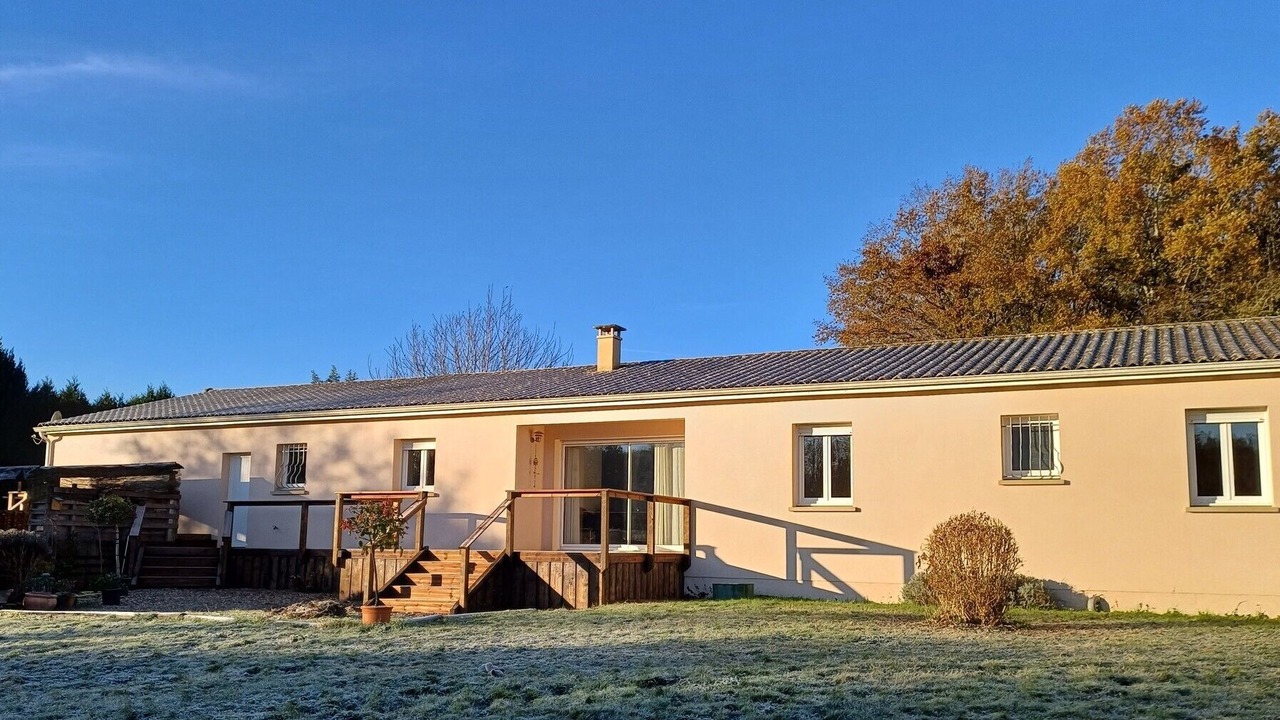 Photo of Outdoor in Benest