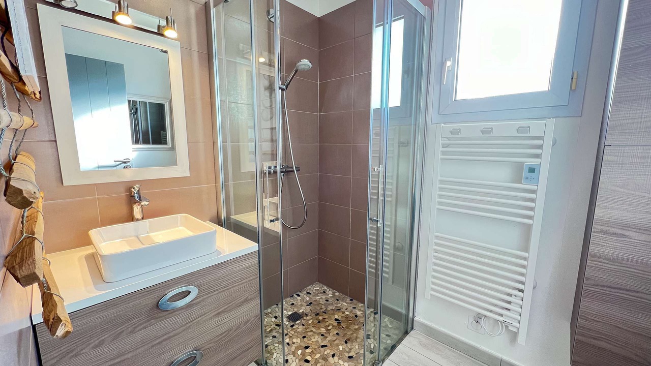 Photo of Bathroom in Saint-Clement-des-Baleines