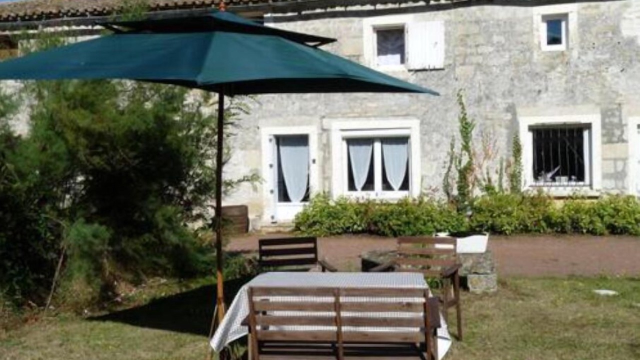 Photo of Outdoor in La Creche