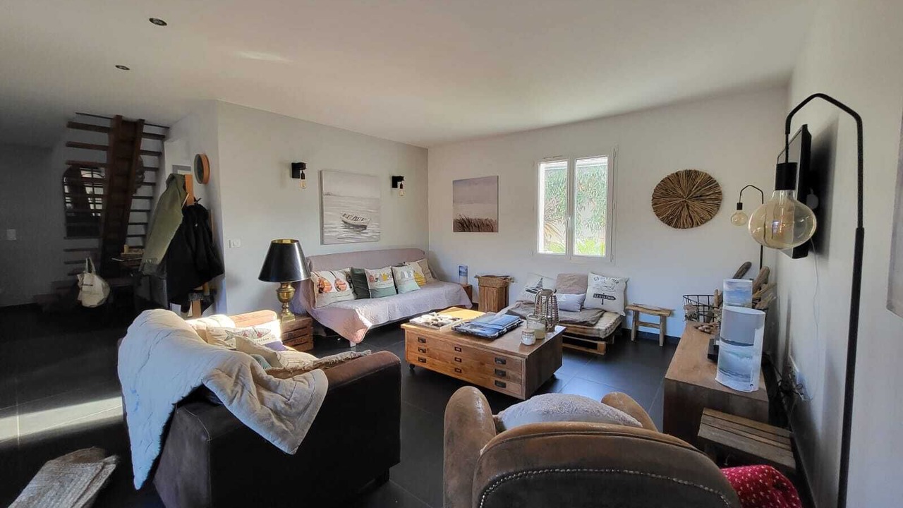 Photo of Livingroom in L'Echardiere