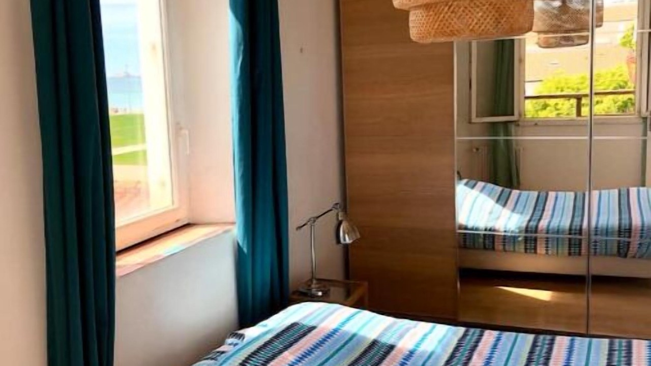 Photo of Bedroom in La Plage