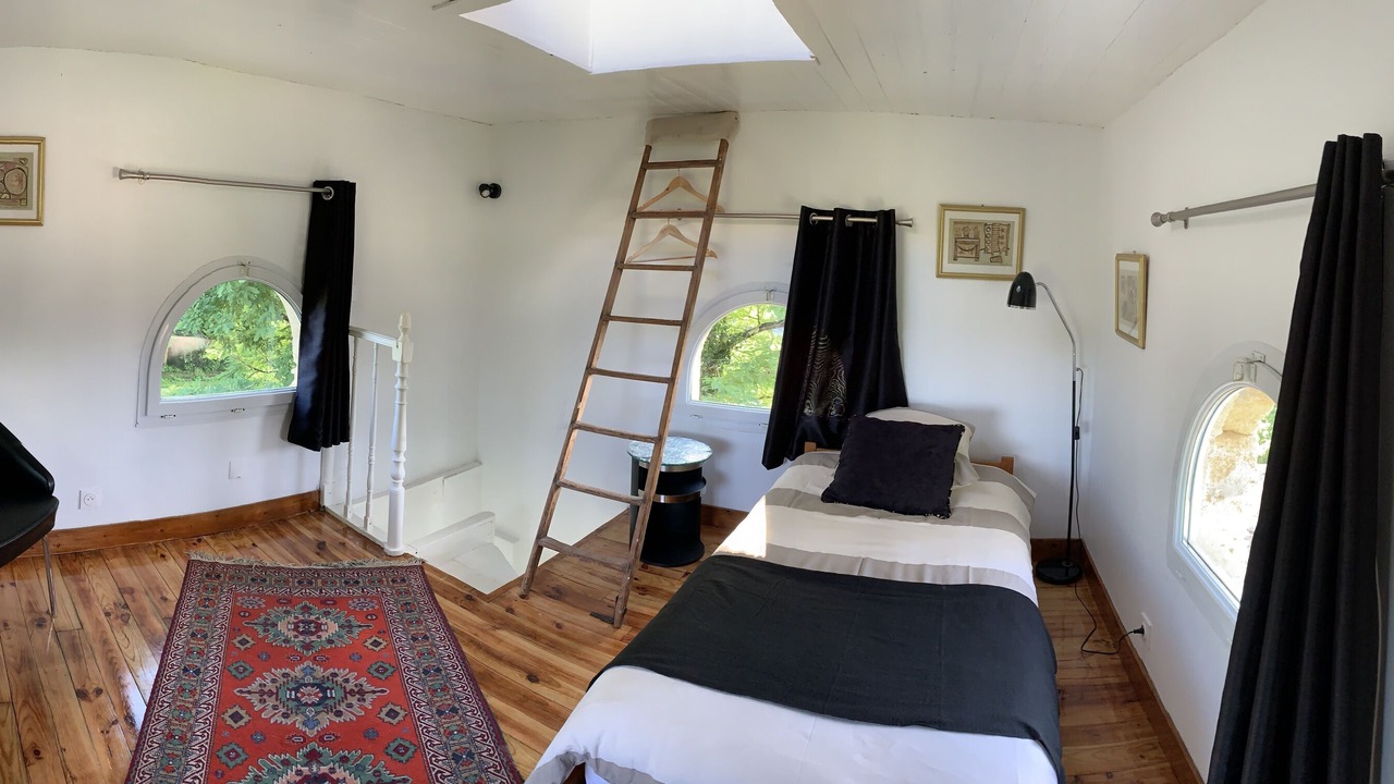 Photo of Bedroom in Coutras