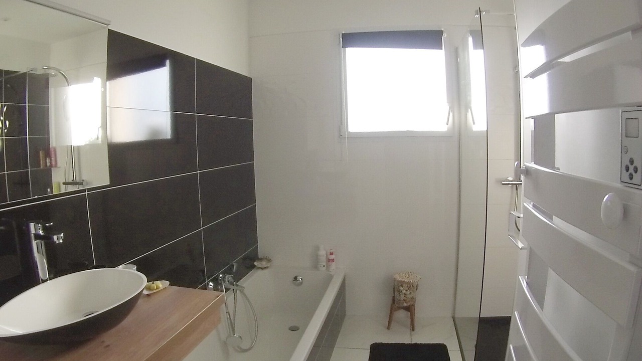 Photo of Bathroom in Tosse