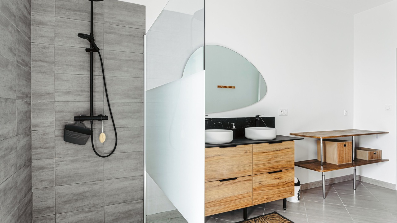Photo of Bathroom in Marans