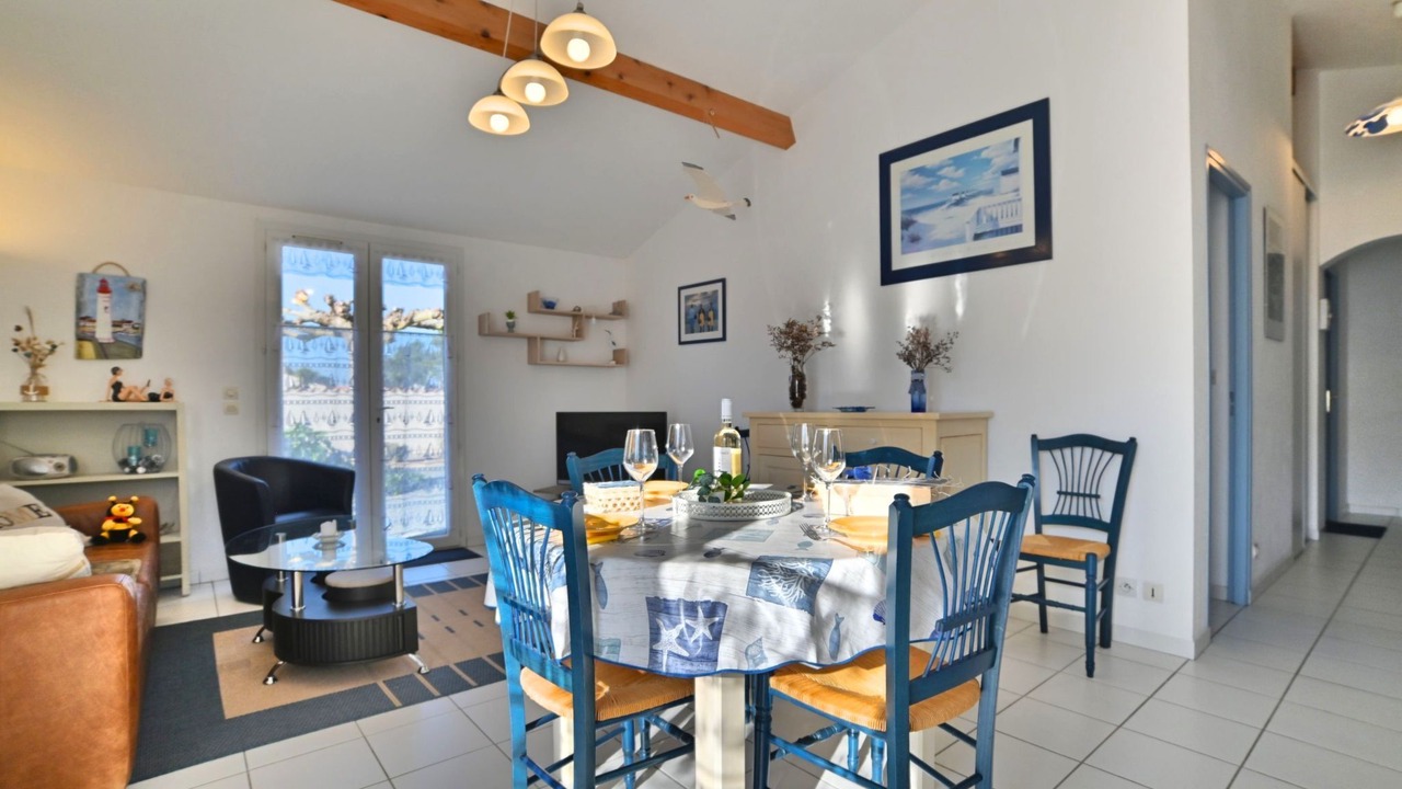Photo of Livingroom in La Cotiniere