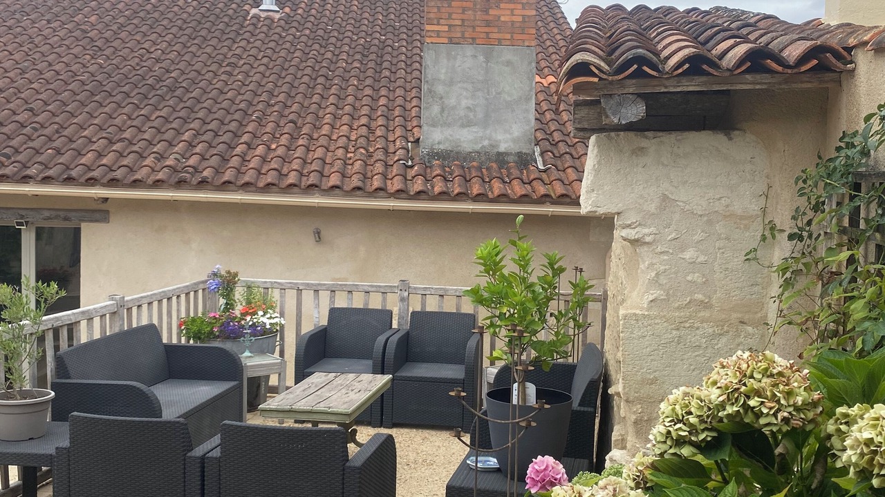 Photo of Patio Balcony in Bonnes