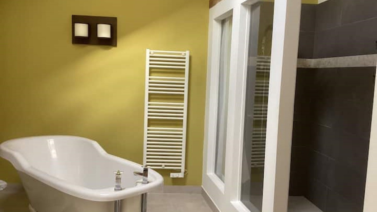 Photo of Bathroom in Bonnes