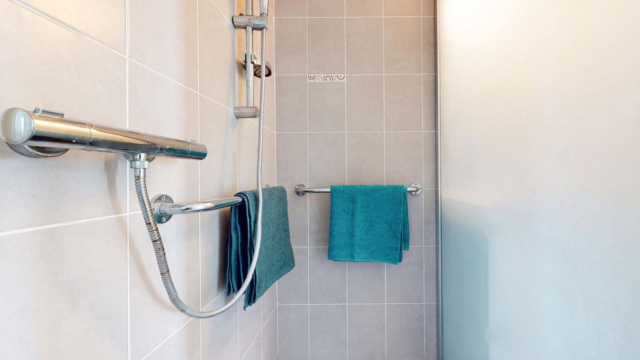 Photo of Bathroom in Montmorillon