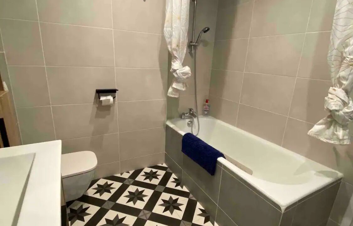 Photo of Bathroom in Oloron-Sainte-Marie