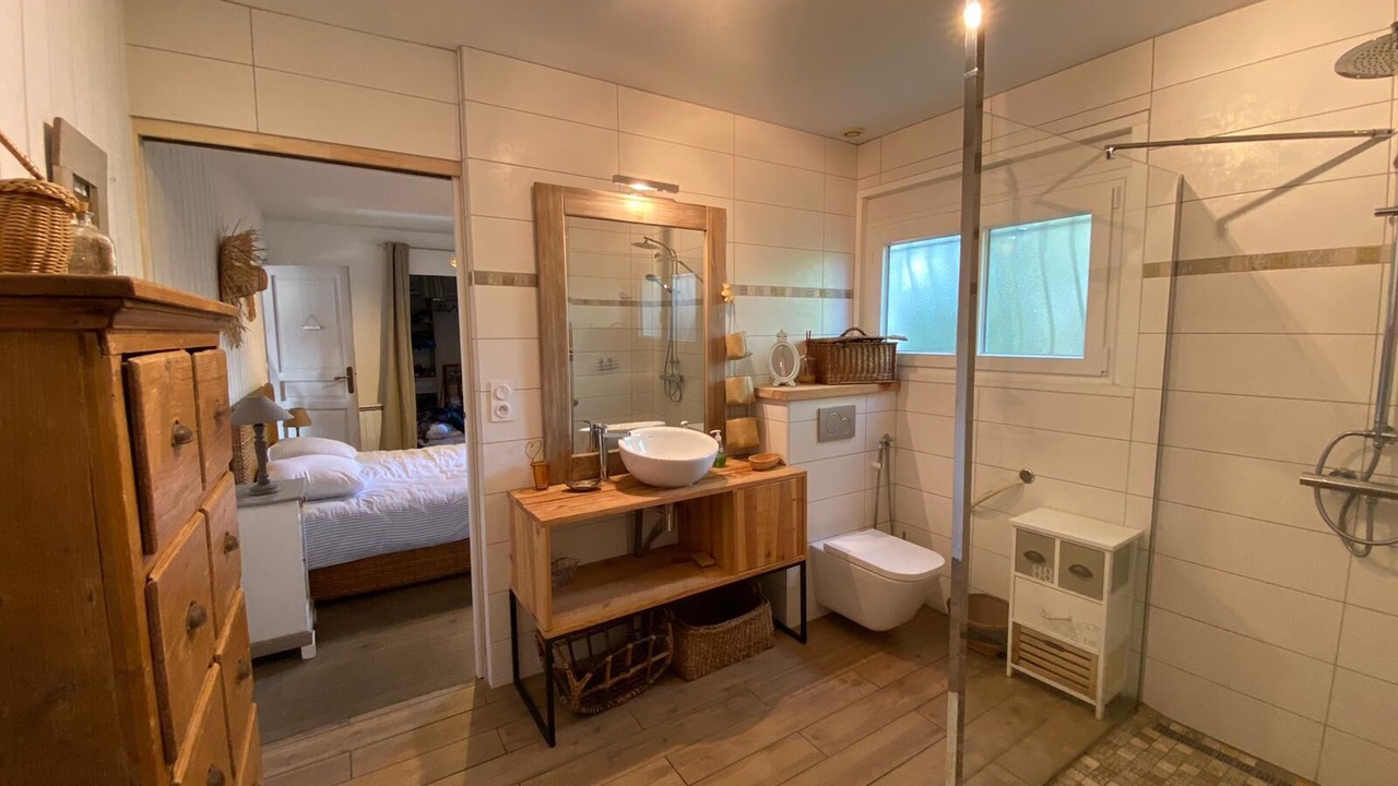 Photo of Bathroom in Parentis-en-Born