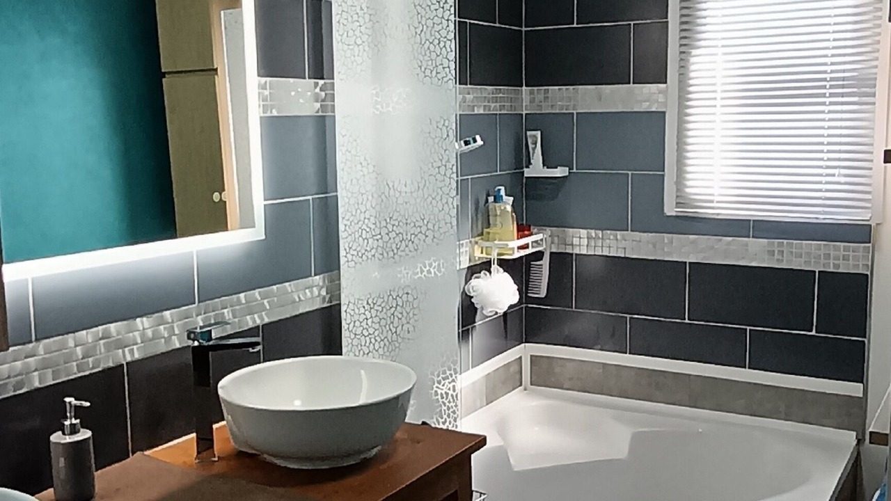 Photo of Bathroom in Mios