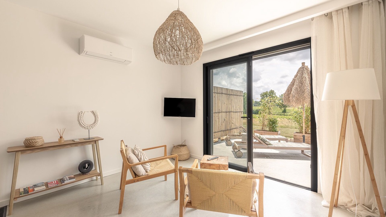 Photo of Livingroom in Tizac-de-Curton