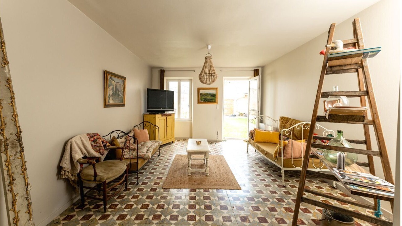 Photo of Livingroom in Bourg-sur-Gironde