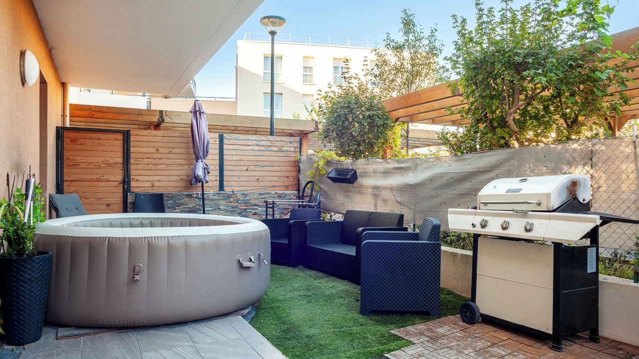 Photo of Patio Balcony in Les Baumettes