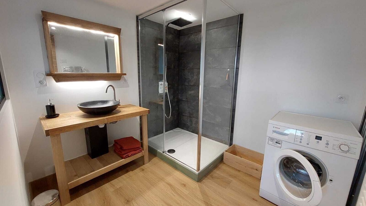 Photo of Bathroom in Plassac