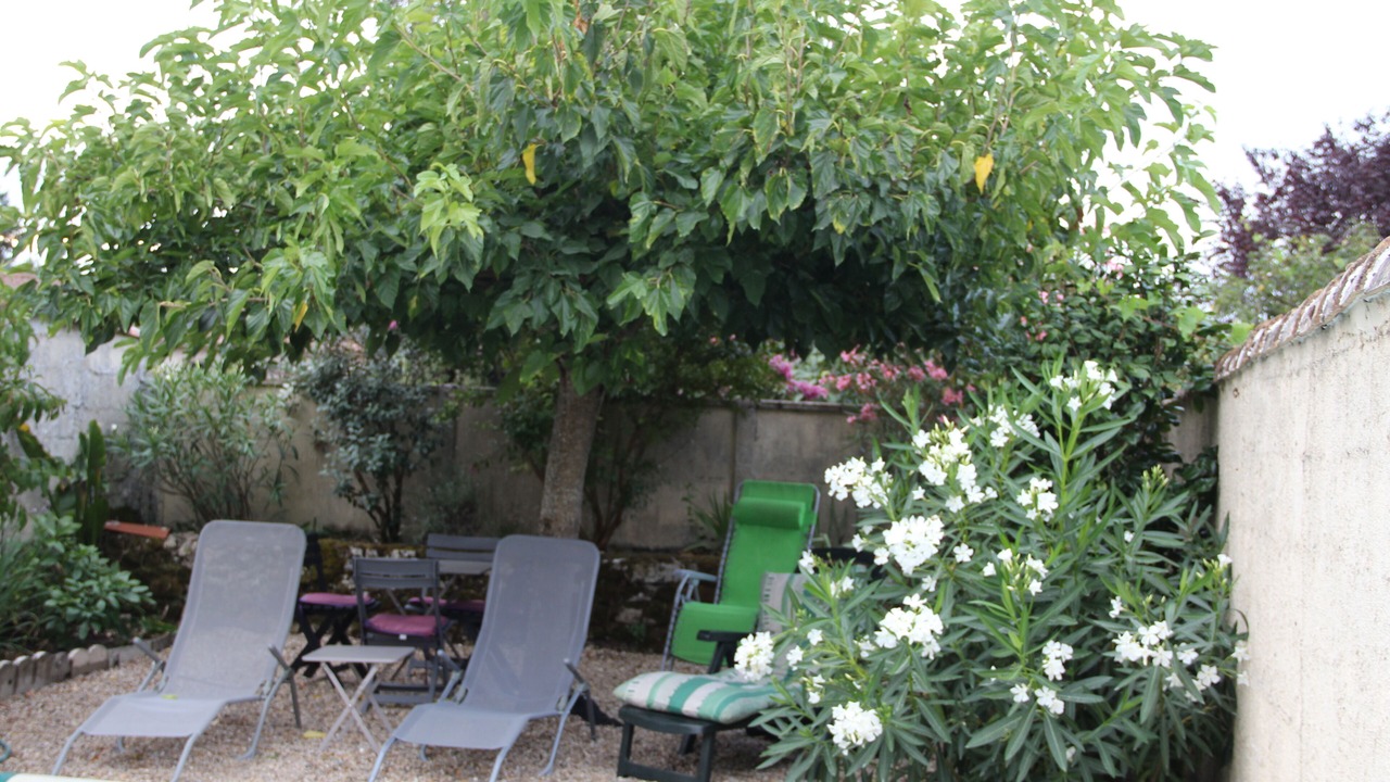 Photo of Patio Balcony in Saint-Just-Luzac