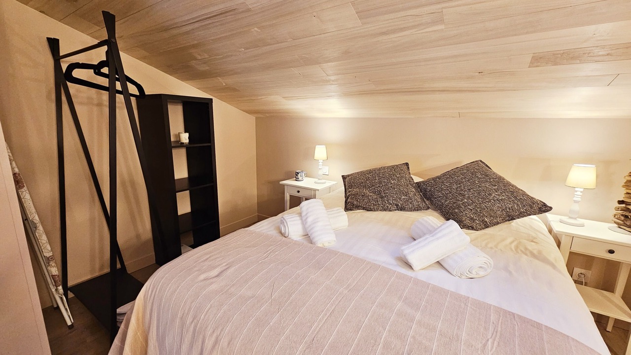 Photo of Bedroom in L'Isle-d'Espagnac