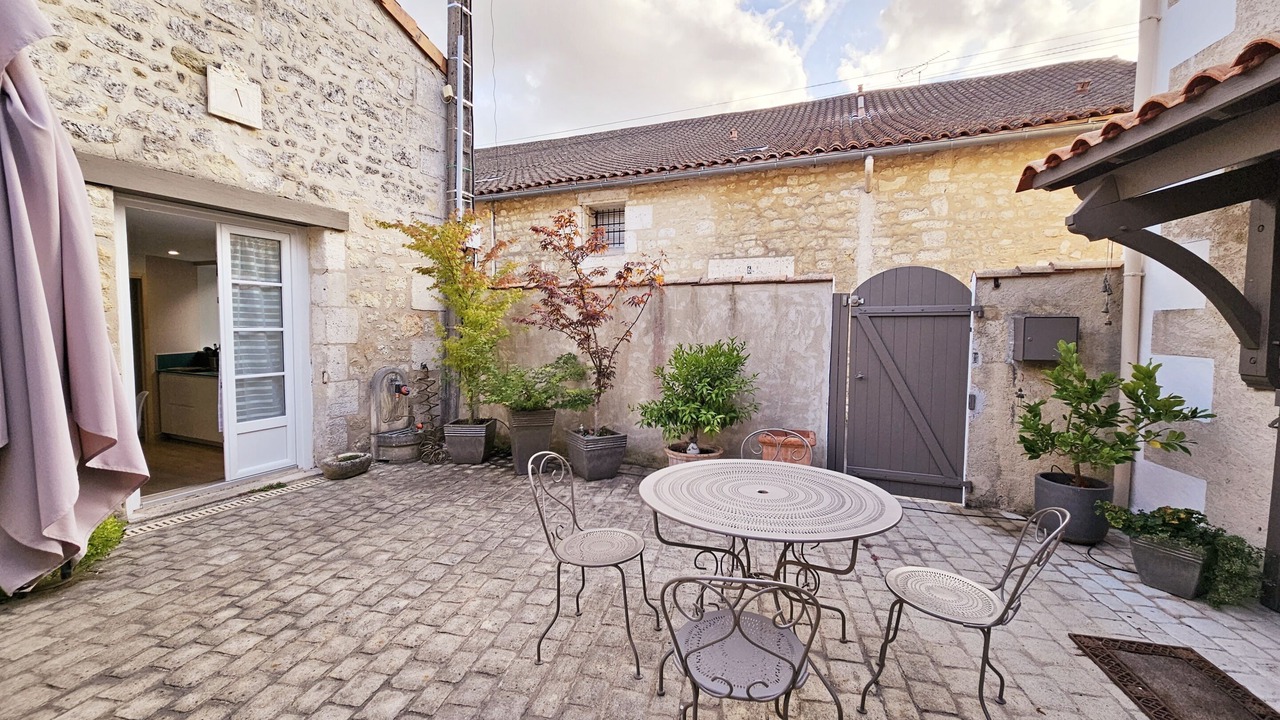 Photo of Outdoor in L'Isle-d'Espagnac