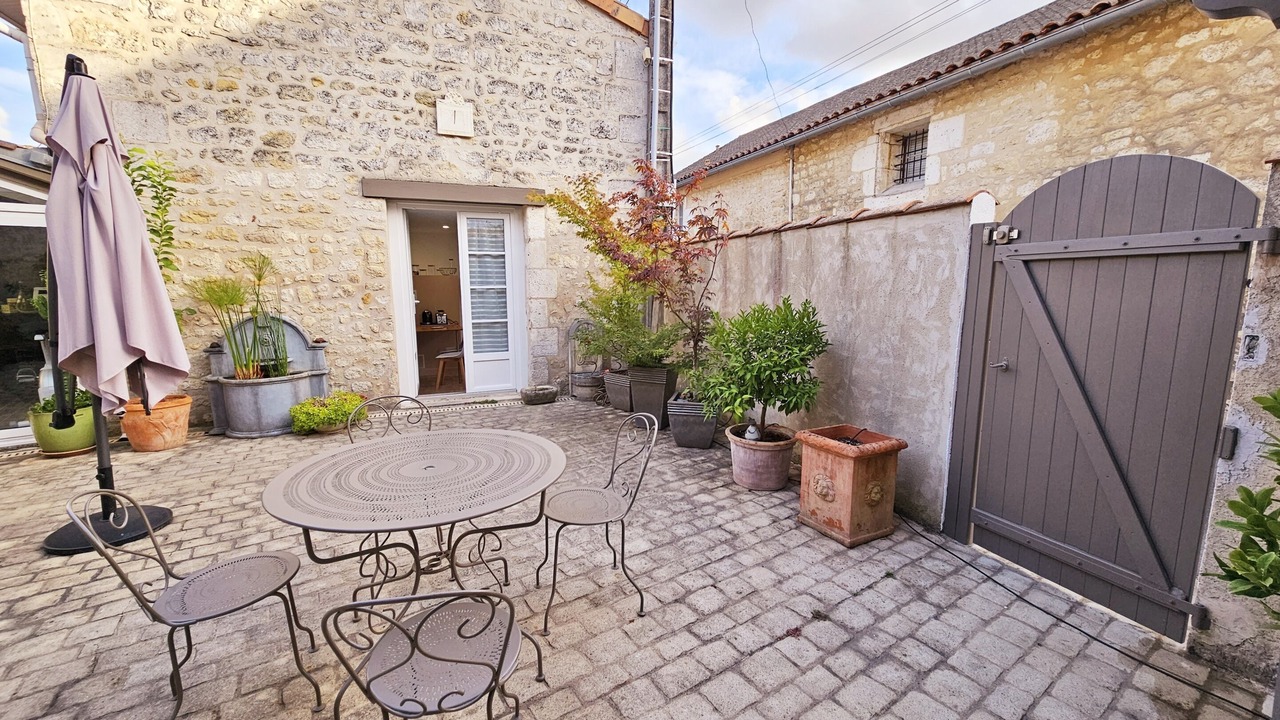 Photo of Outdoor in L'Isle-d'Espagnac