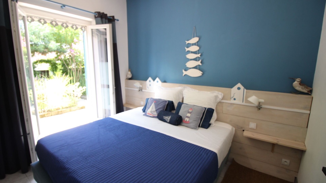 Photo of Bedroom in Andernos-les-Bains