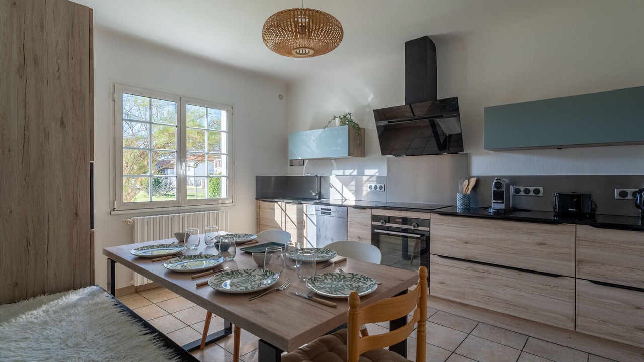 Photo of Kitchen in Parentis-en-Born