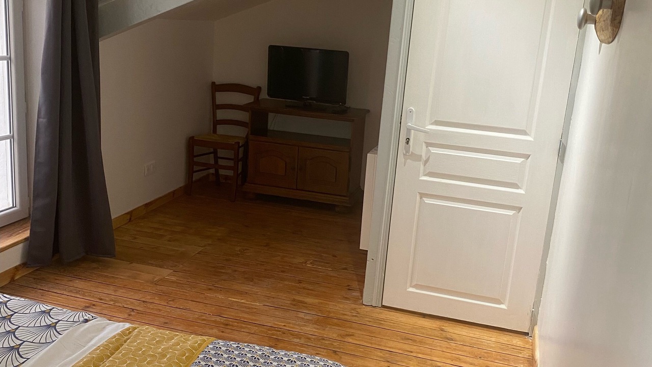 Photo of Bedroom in Cherac