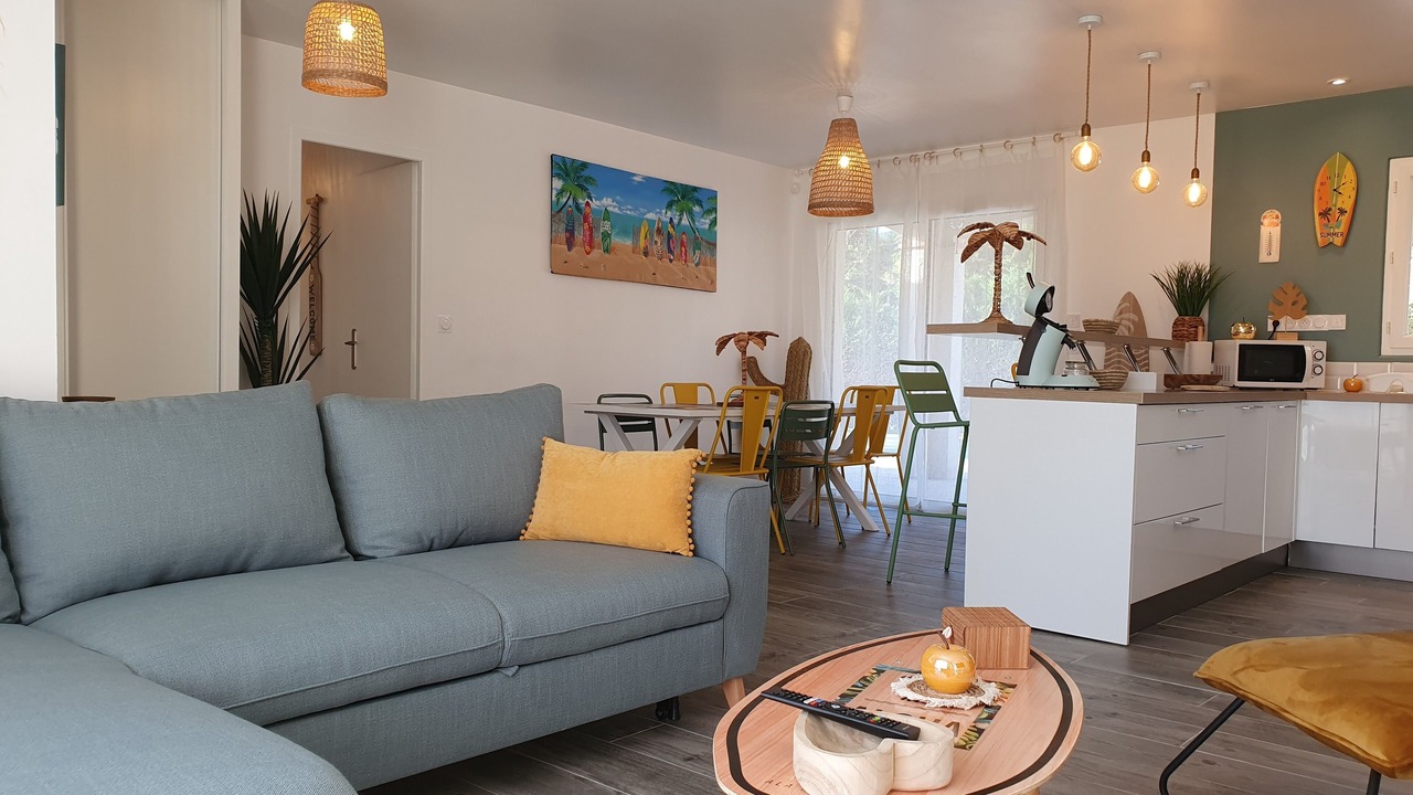 Photo of Livingroom in Bon-Encontre