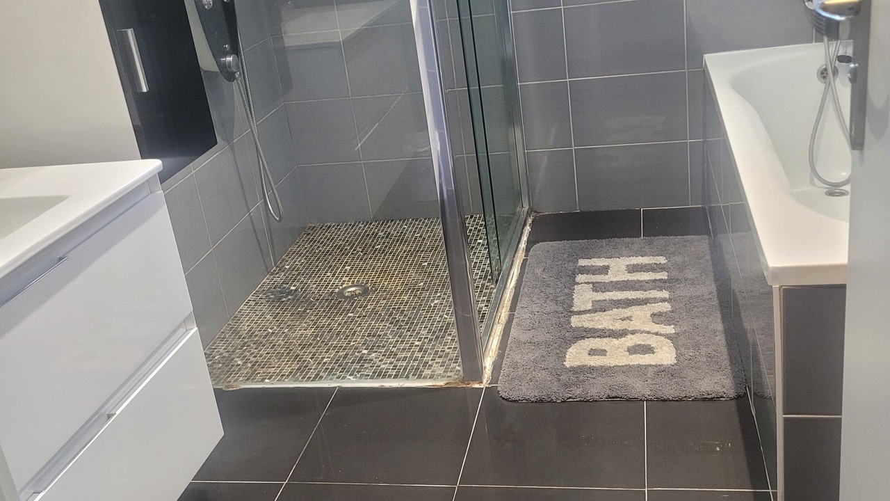 Photo of Bathroom in Sainte-Eulalie