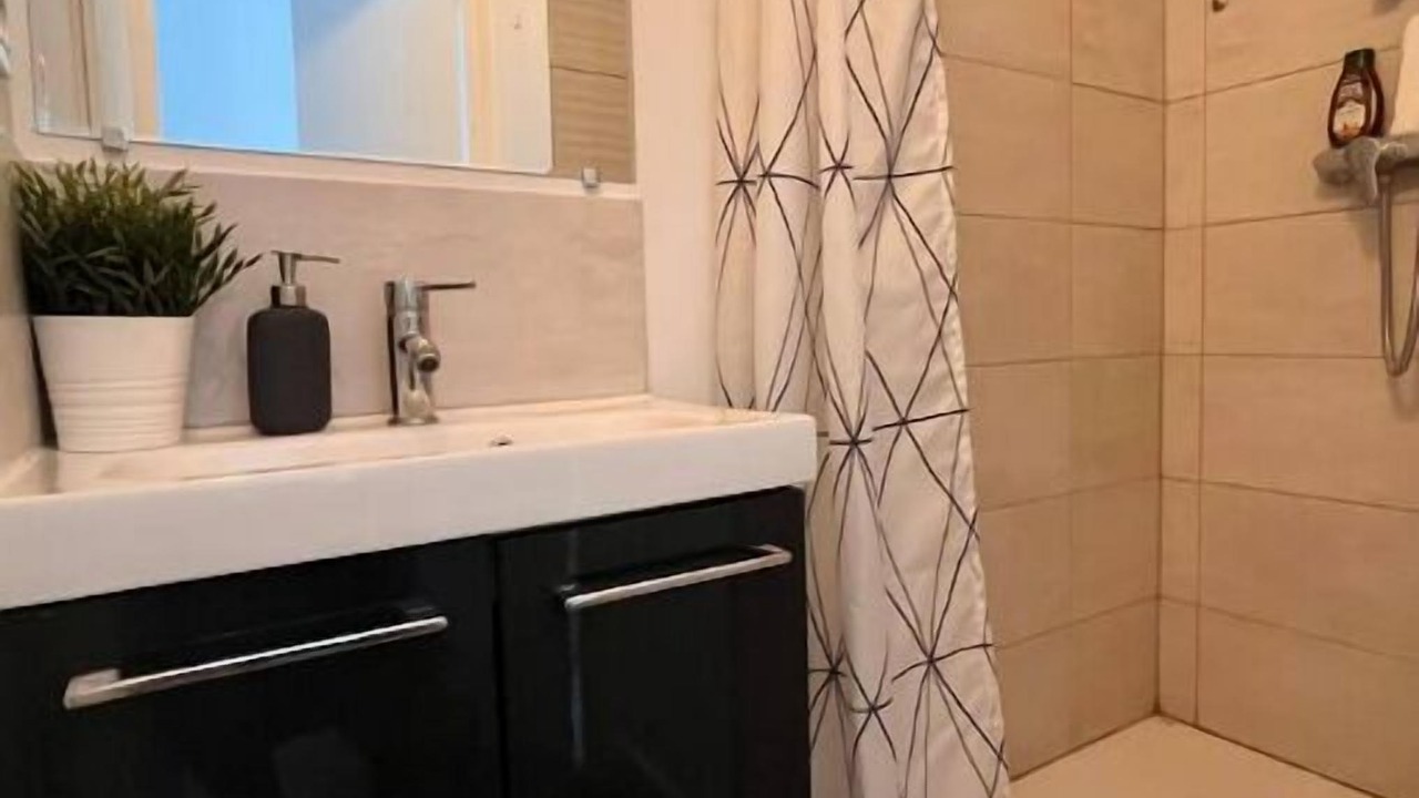 Photo of Bathroom in Merignac