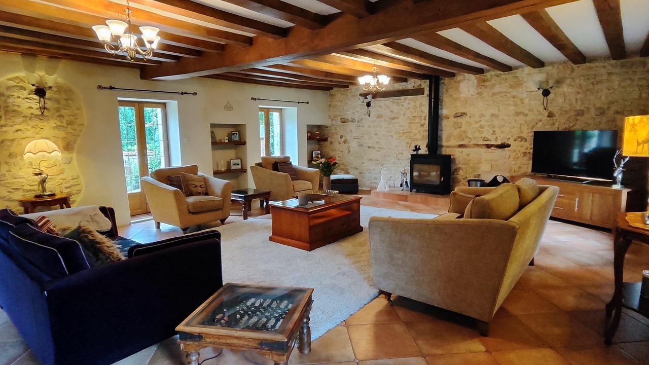 Photo of Livingroom in Chasseneuil-sur-Bonnieure