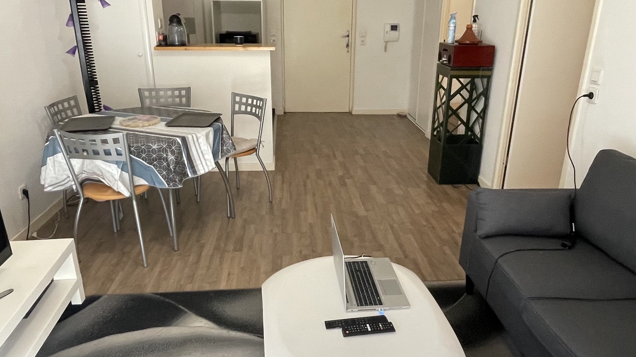 Photo of Livingroom in Bassins a Flot